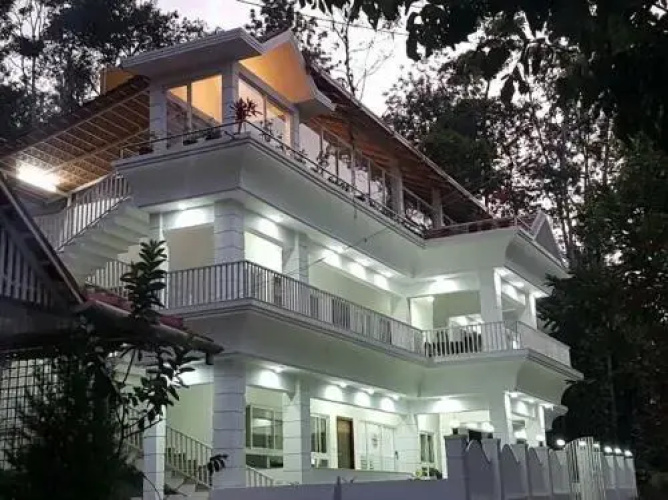 The 7th Mile Inn