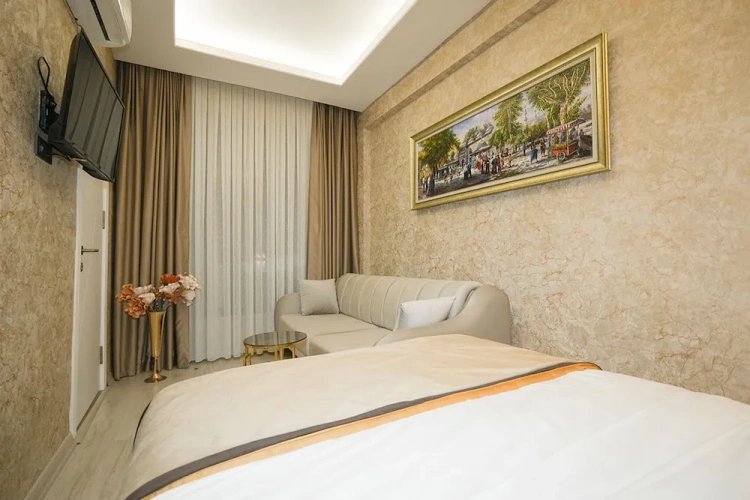 Superior Triple room