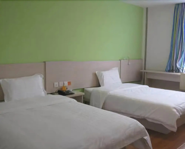 7 Days Inn
