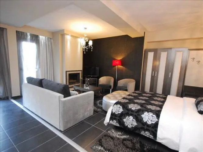 4 Epoxes Hotel Spa