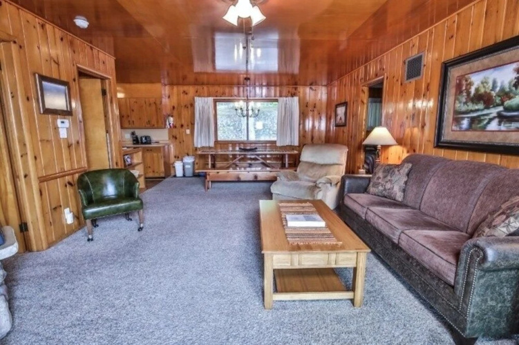 Birch - Serenity Bay 3 Bedroom Cabin