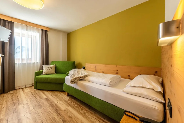 Hotel Col Di Lana