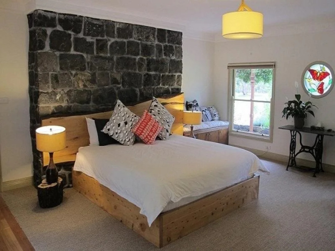 Hummingbird Eco Retreat