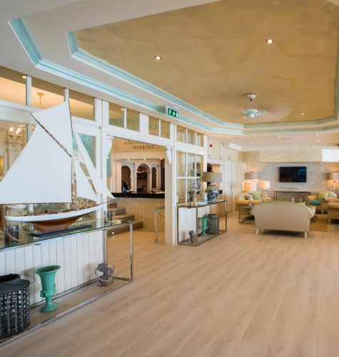 Oceano Beach Club
