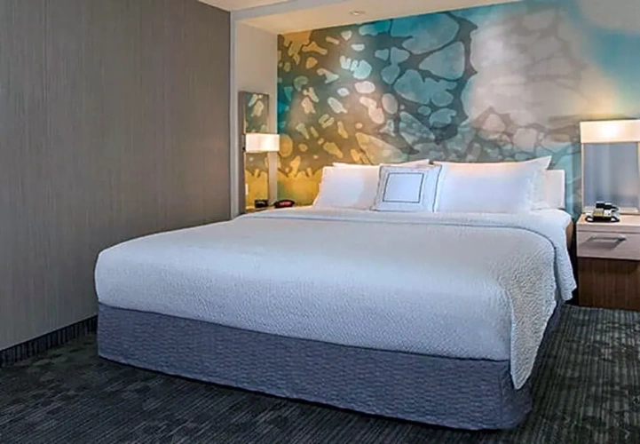 Standard room with balcony
