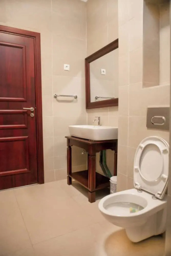 Riad Prince Louis