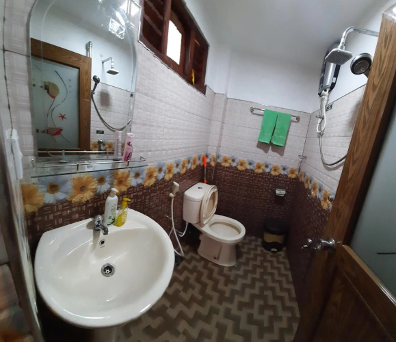 Dhanudi Homestay
