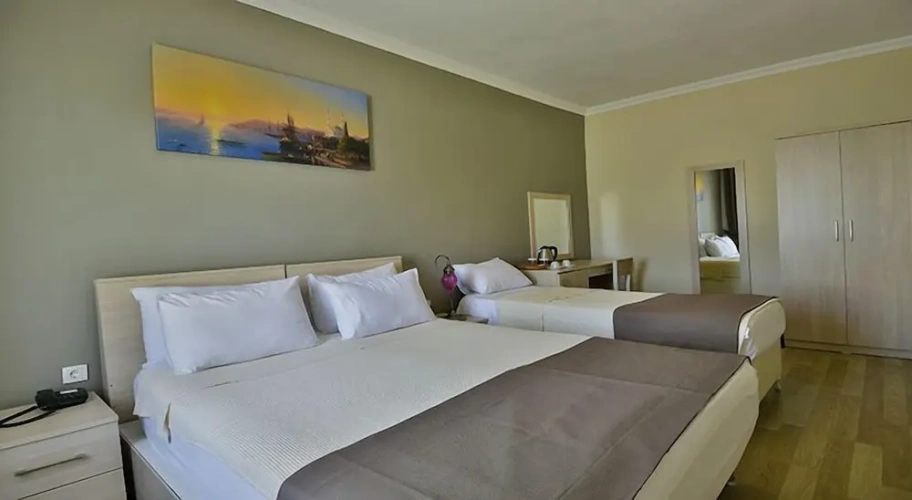 Standard Triple Family room with balcony