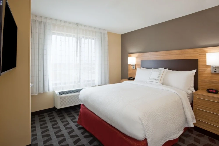 2 Bedrooms Suite
