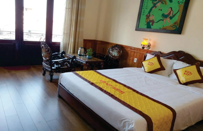 Whynot Hotel