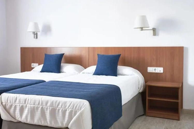 1 Bedroom Apartment with balcony