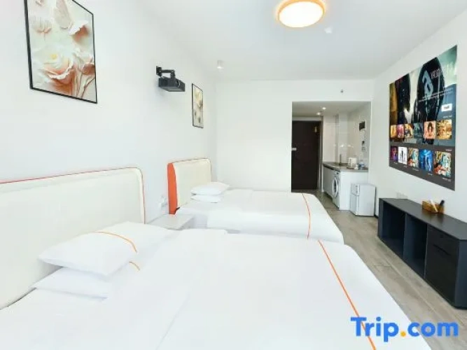 Business Twin room with garden view