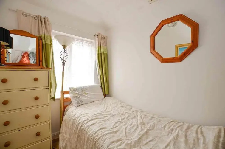 baconfield hostel