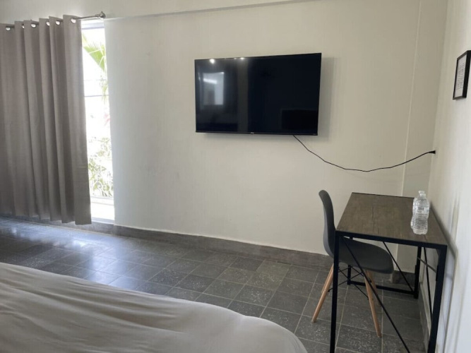 La paz Apartments