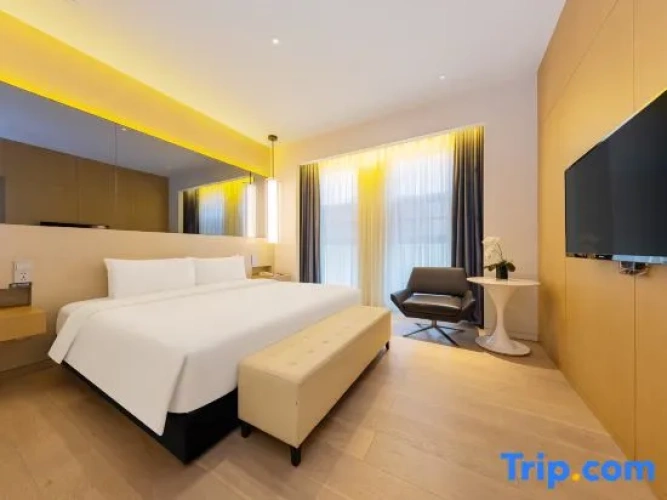 2 Bedrooms Family Suite with city view