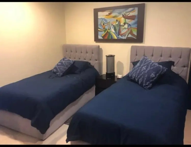 3 Bedrooms Apartment