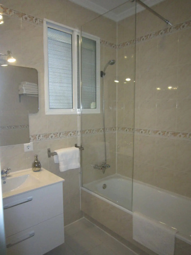 Bromham Apartment