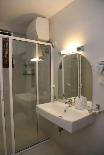 Deluxe Double Suite with balcony and with mountain view