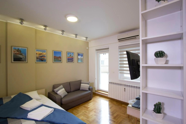 Lux Life Apartment