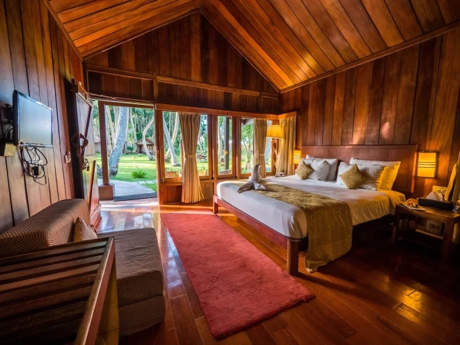 Chalet with balcony