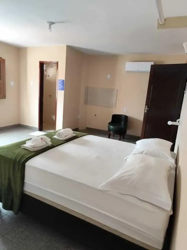 1 Bedroom Economy Quadruple room