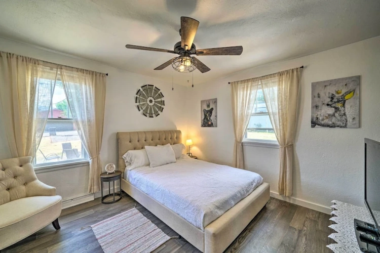 Guest rooms