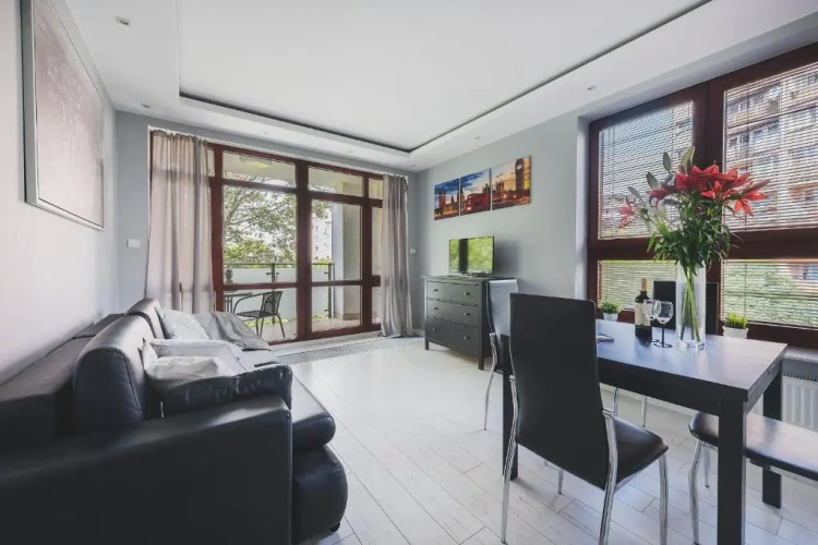 Apartment with balcony