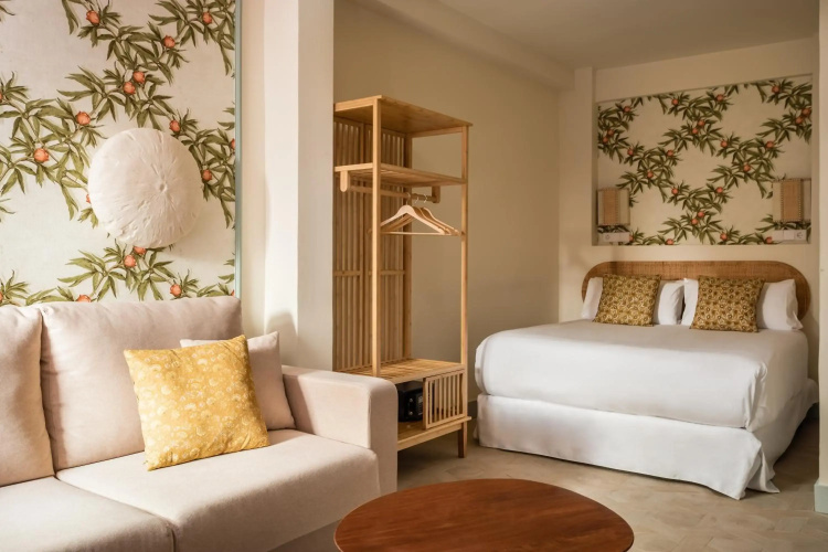 Residence Abril by Pillow