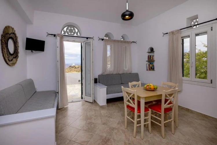 Apartment with balcony and with view