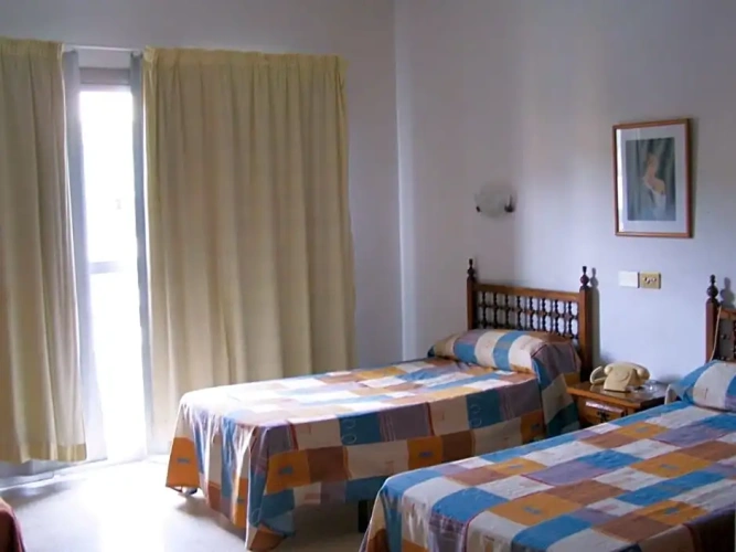 Standard Triple room with balcony