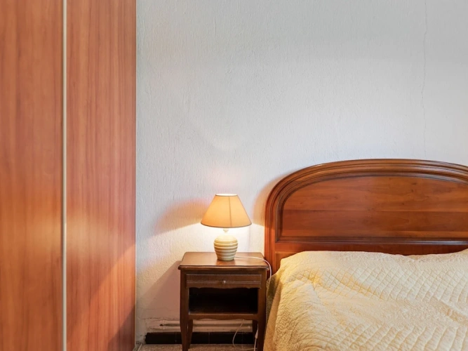2 Bedrooms Classic Apartment