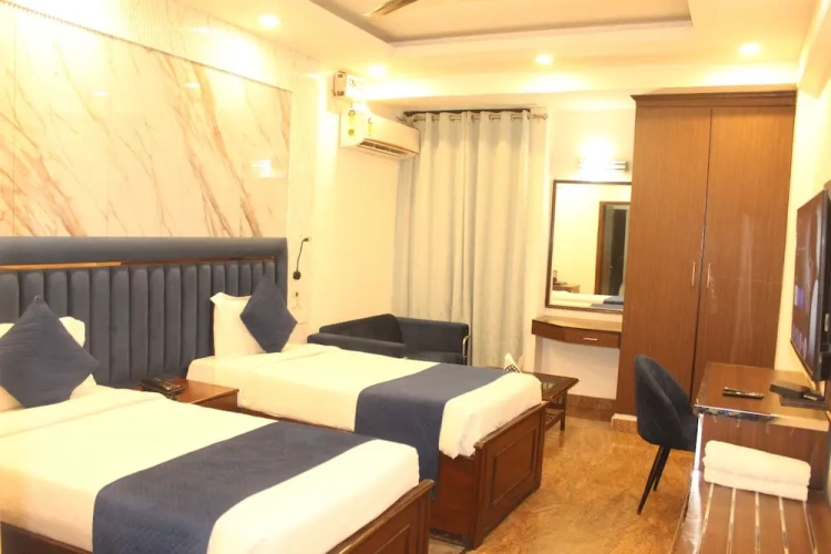 Deluxe Twin room