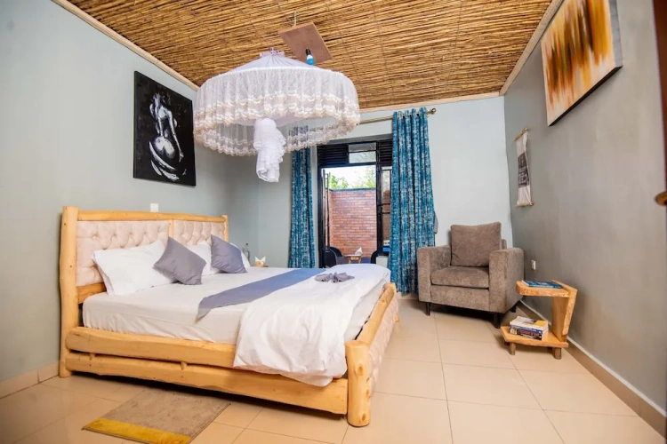 Comfort room