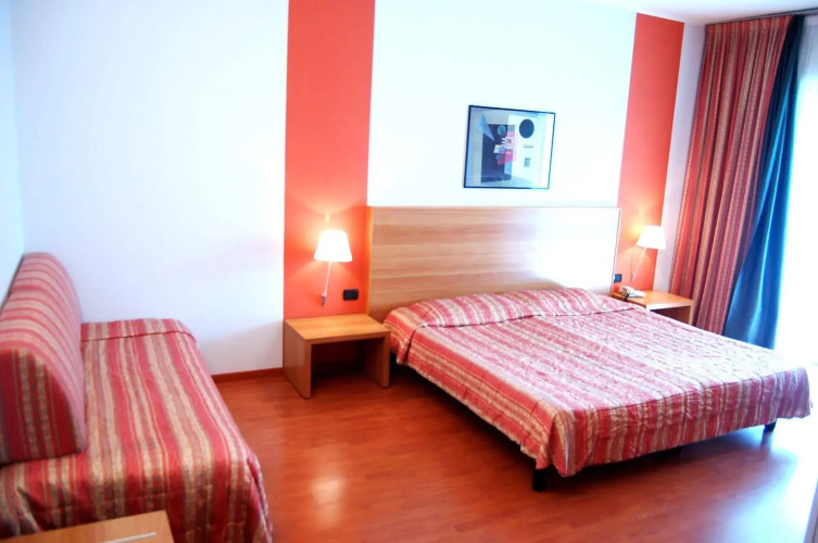 Hotel Romanisio
