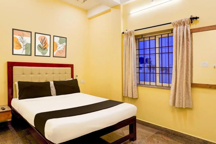 Treebo Prakasam Residency