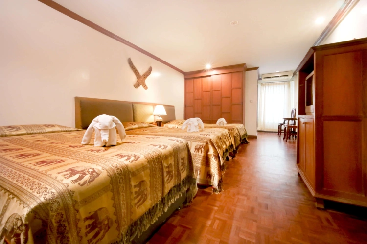 Superior Triple room