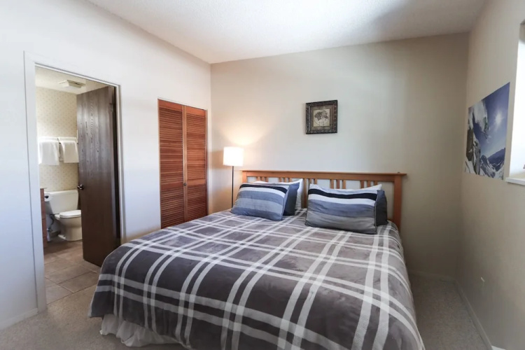 Whisk Away to Winter Park! 2 BDR 5 Min From Skiing