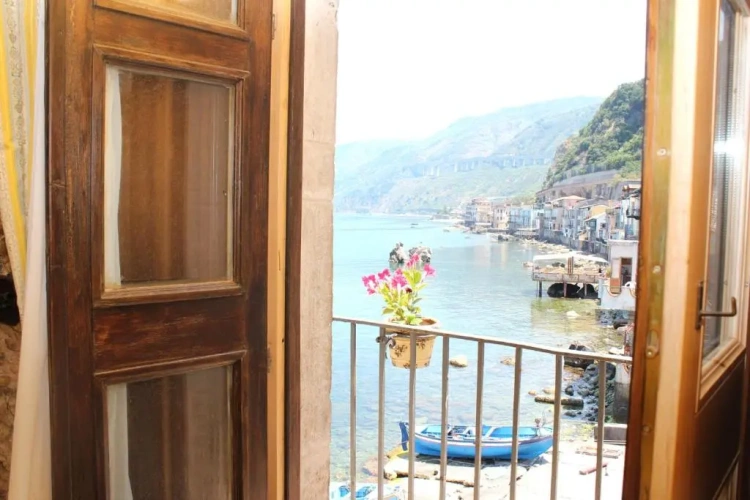 Suite with balcony