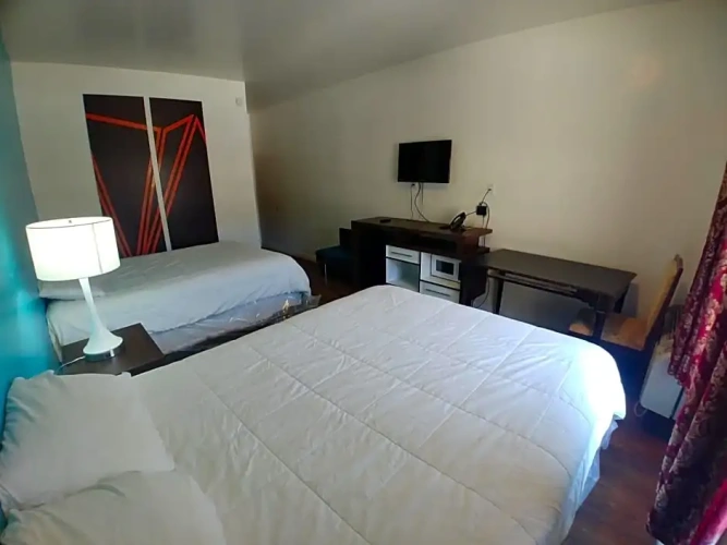 2 Bedrooms Quadruple Suite