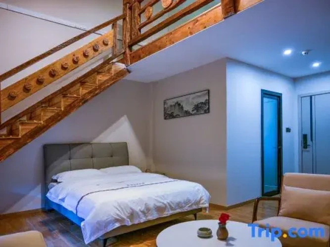 Deluxe Family Duplex room