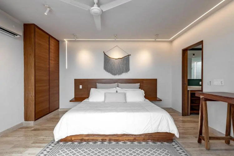 407 Stunning penthouse apartment for 2