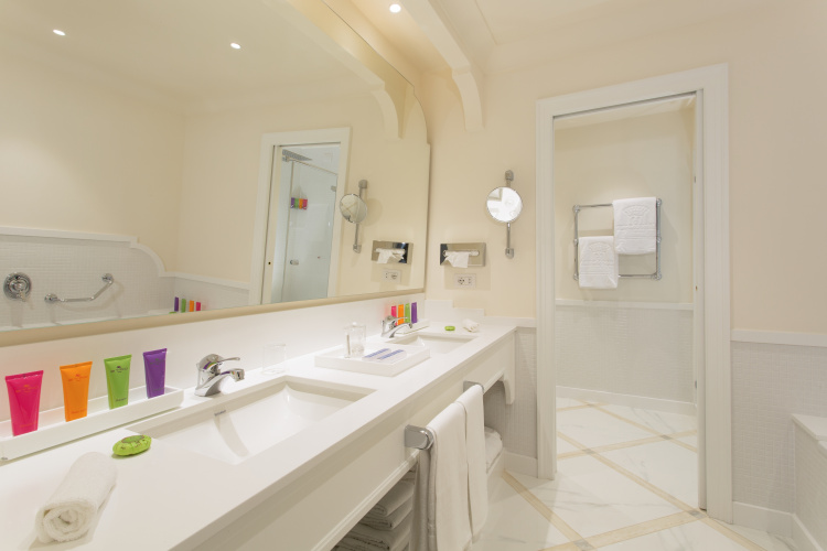Grand Hotel Royal photo 24