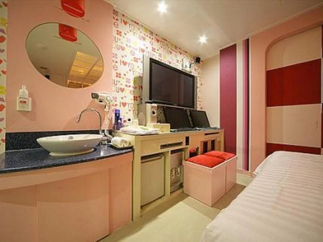 Ezen Hotel