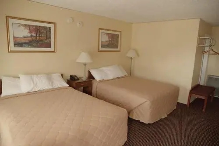 4-Winds Motel