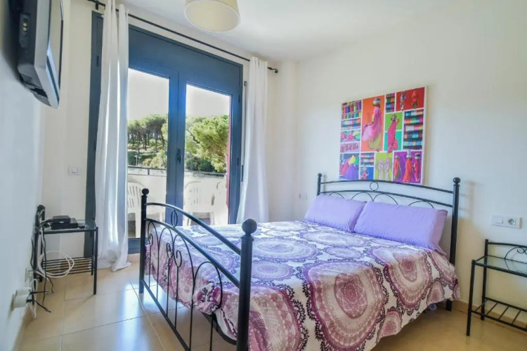 Apartamento de 3 dormitorios equipado Fenals