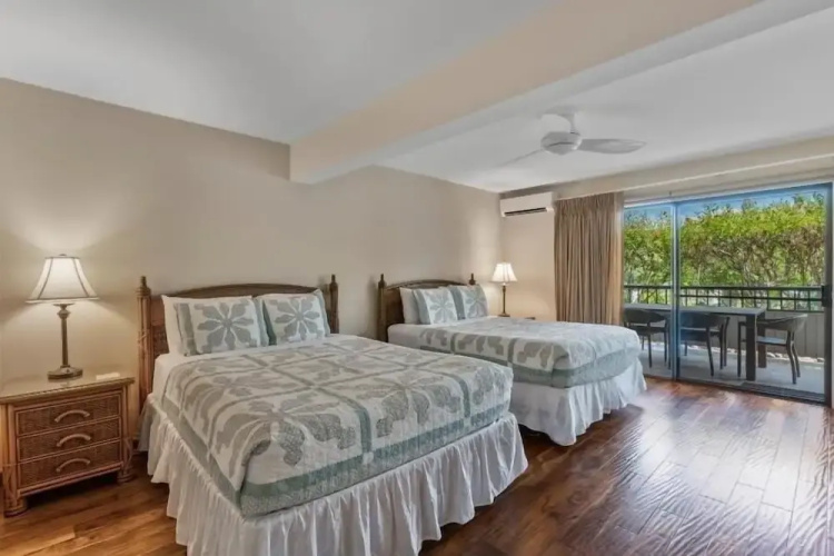 Wailea Ekolu, #914 2 Bedroom Condo by RedAwning