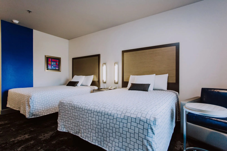 Palace Inn Airtex