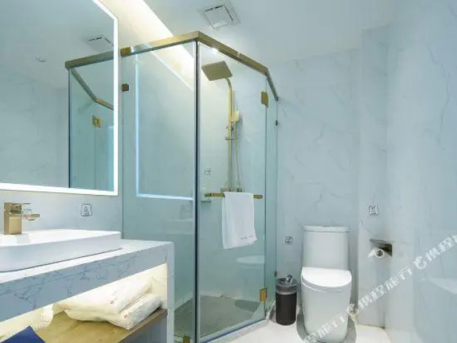 7 Days Premium Hotel (Deyang Wuzhou Square store)