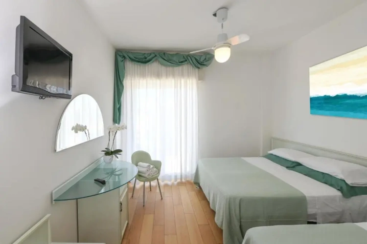 Superior Quadruple room