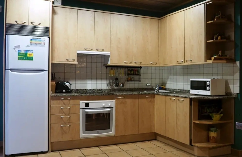 2 Bedrooms Cottage